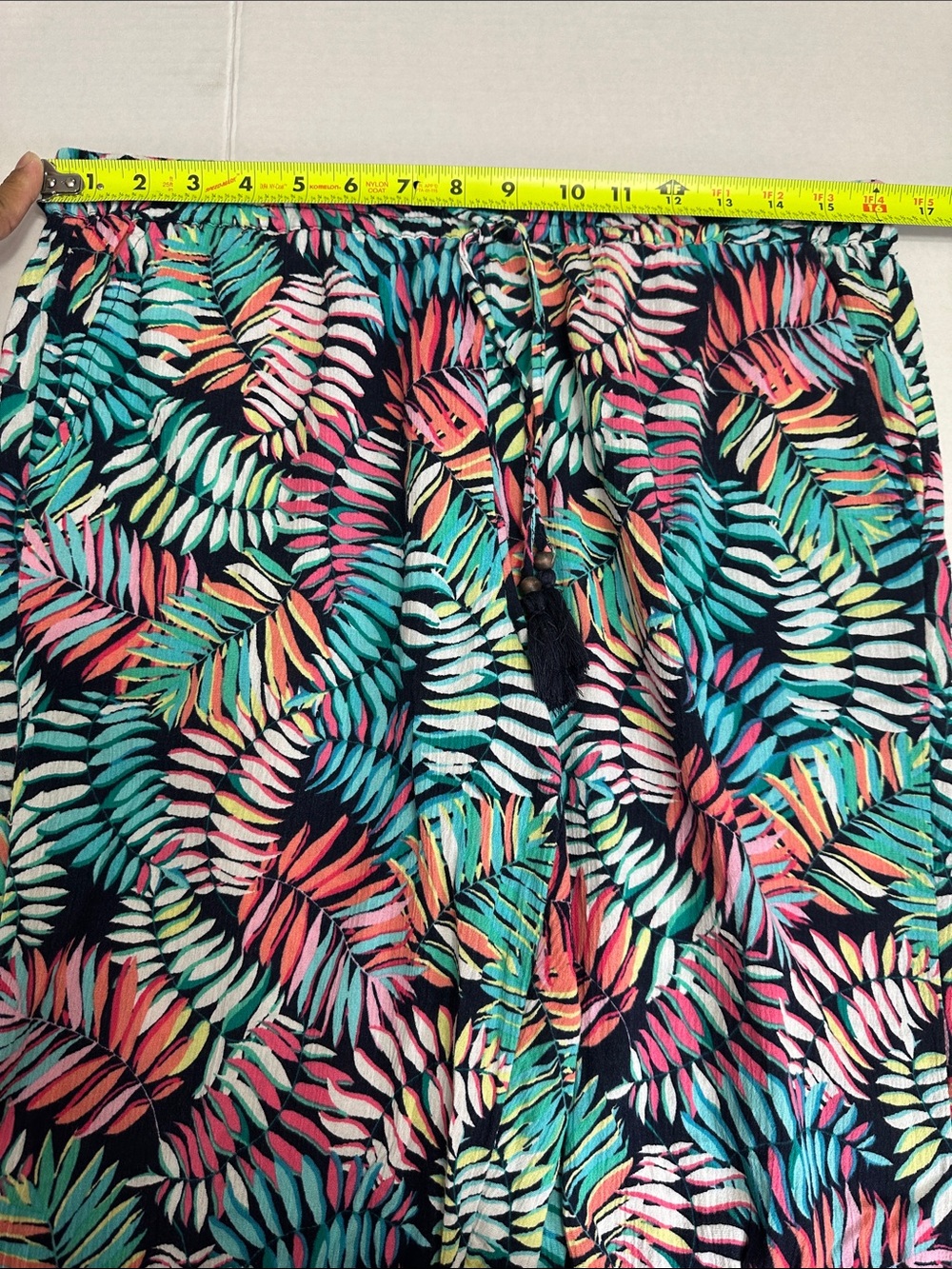 Talbots Crinkle Cotton Beach Pants Breezy Palm Print Resort Wear Coastal Medium - Picture 10 of 12